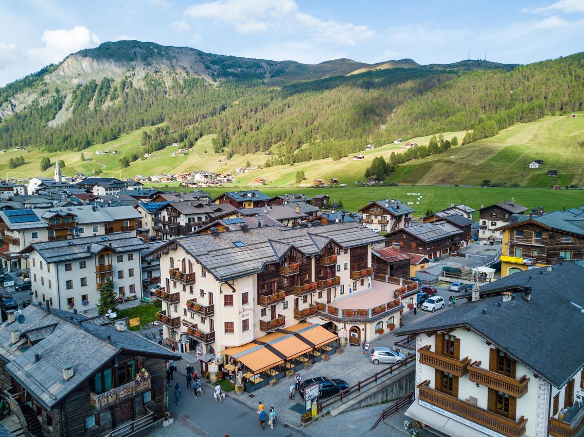 Hotel La Pastorella Livigno Exteriör bild